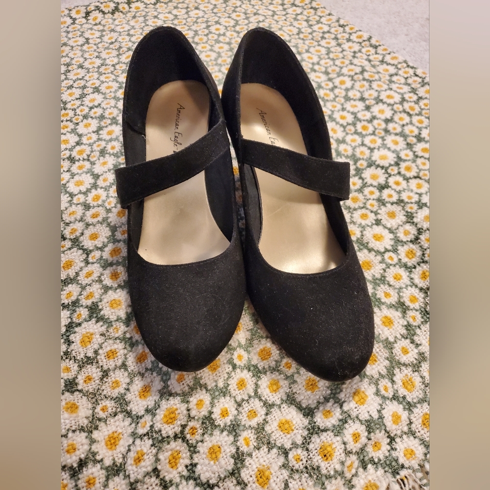 American Eagle Mary Jane Black Faux Suede Heels
